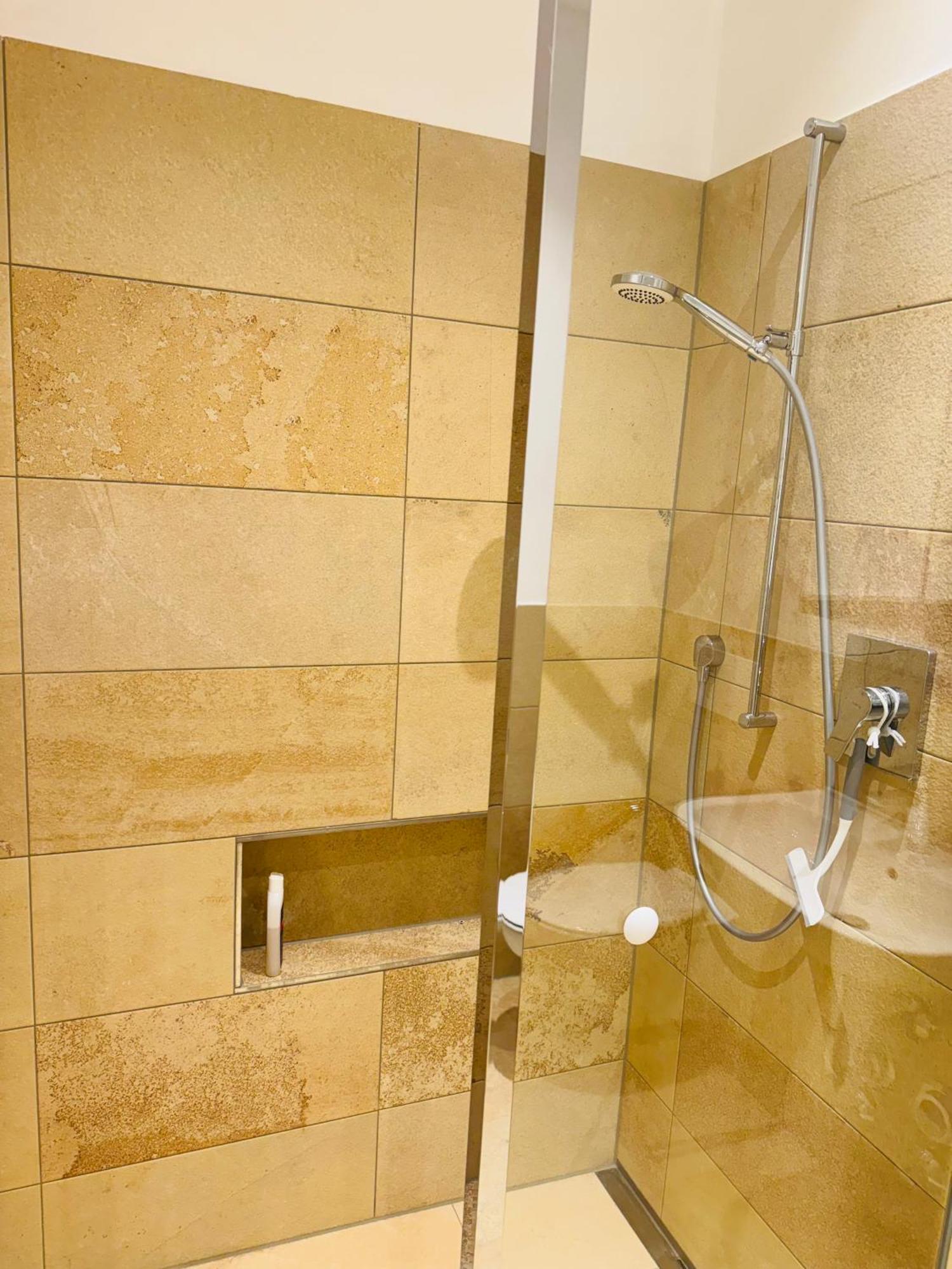 Greenhouse Apartment Am Stadtplatz Tittmoning Ngoại thất bức ảnh